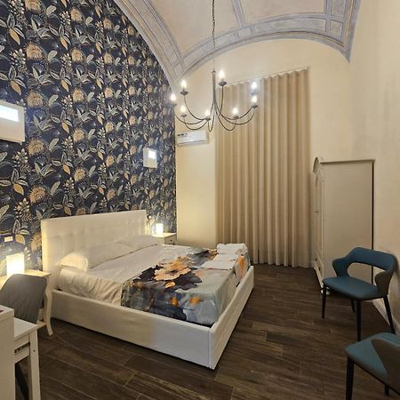Napoli The Charme Bed & Breakfast Exterior photo