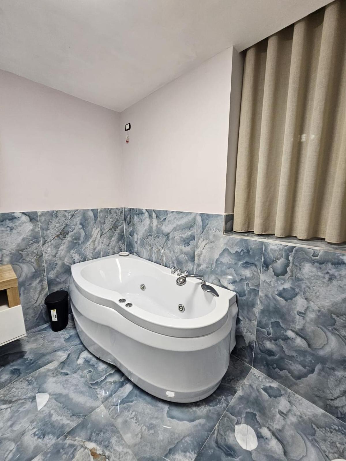Napoli The Charme Bed & Breakfast Exterior photo