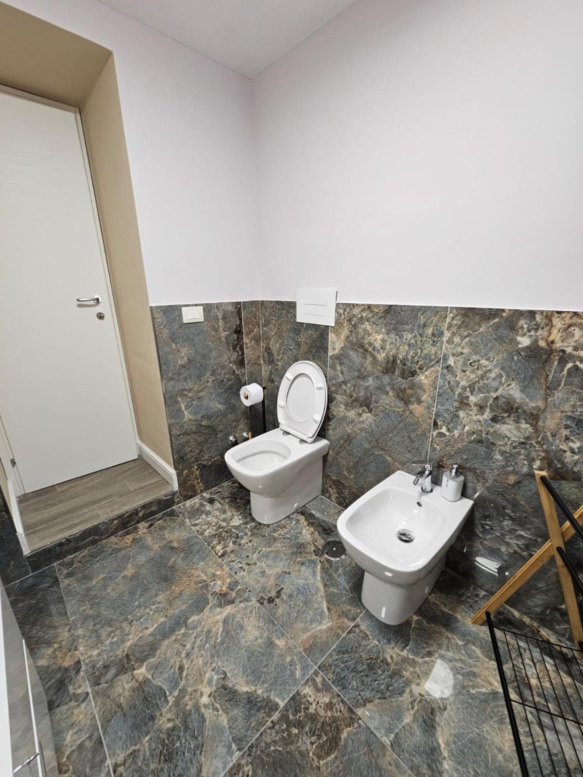 Napoli The Charme Bed & Breakfast Exterior photo